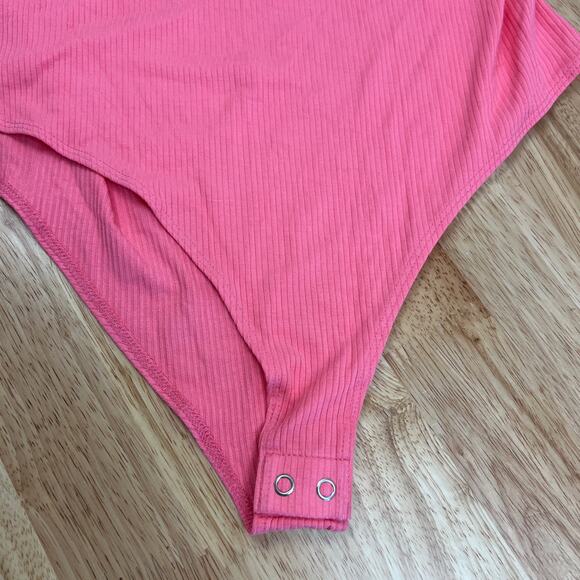 Wild Fable Women's Pink Spaghetti Strap Bodysuit - Size Medium - NWT - Picture 3 of 9